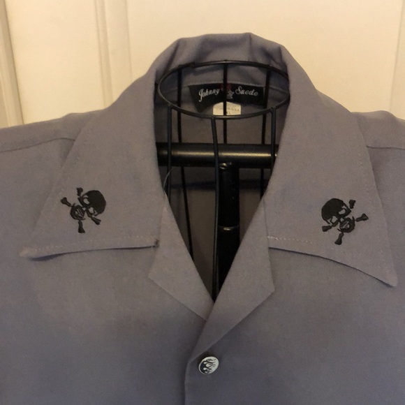 Early 2000”s Johnny Suede Charcoal button down - Picture 2 of 7